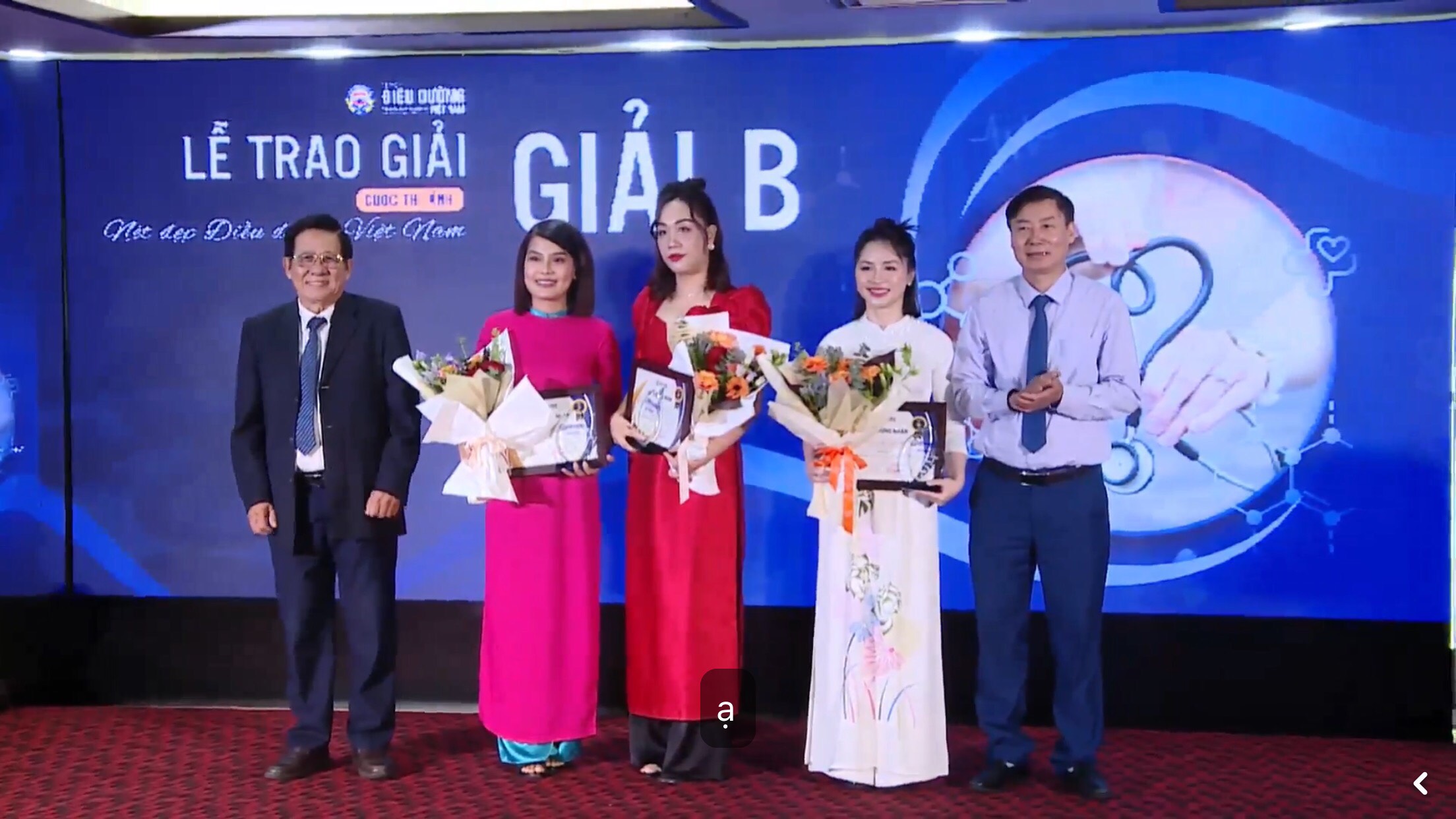  BVĐK Hà Đông đạt giải B cuộc thi ảnh online: “Nét đẹp người Điều dưỡng” do Tạp chí điều dưỡng Việt Nam trao tặng 