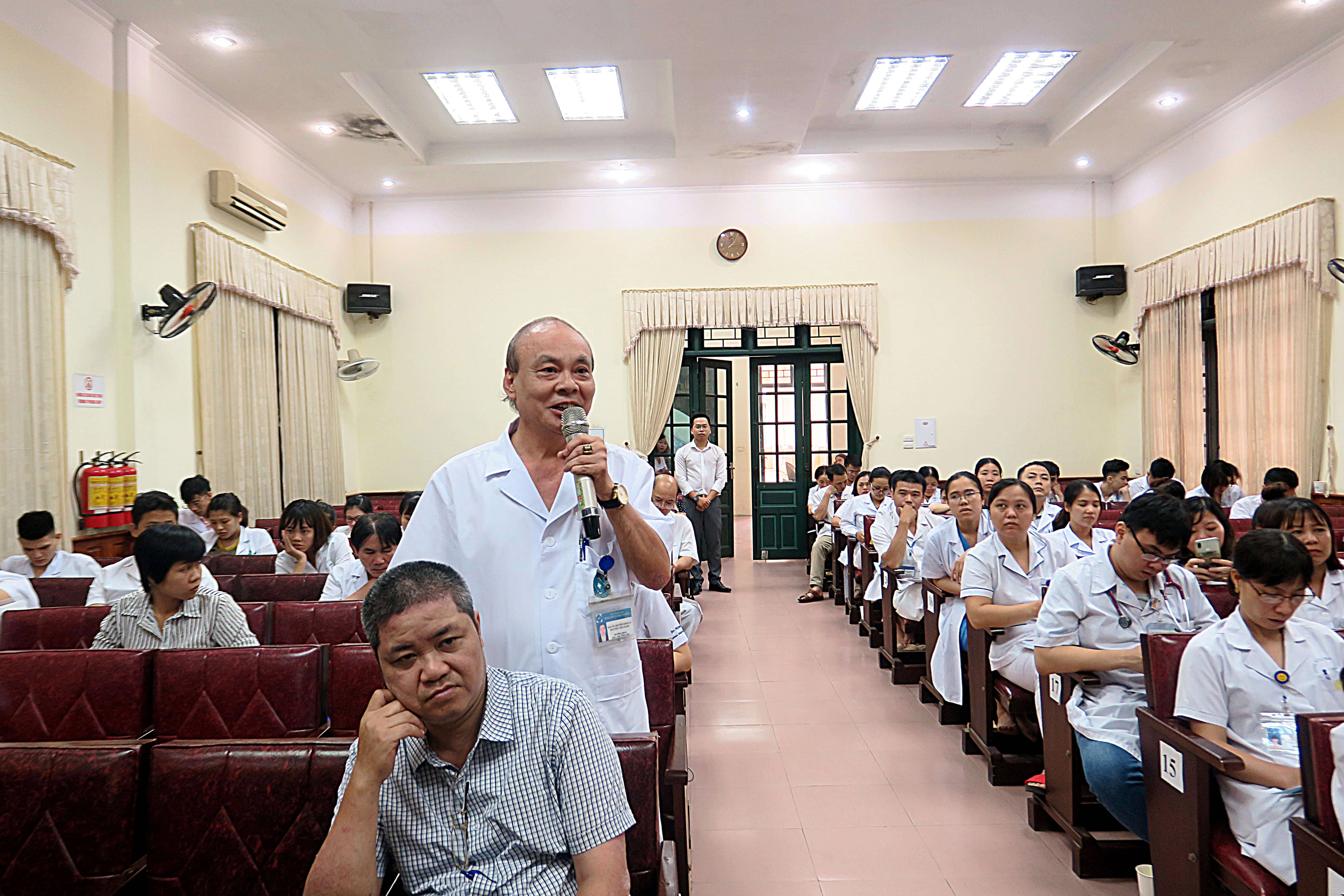  Sinh hoạt khoa học “Cập nhật kiến thức chuyên ngành Dược” 