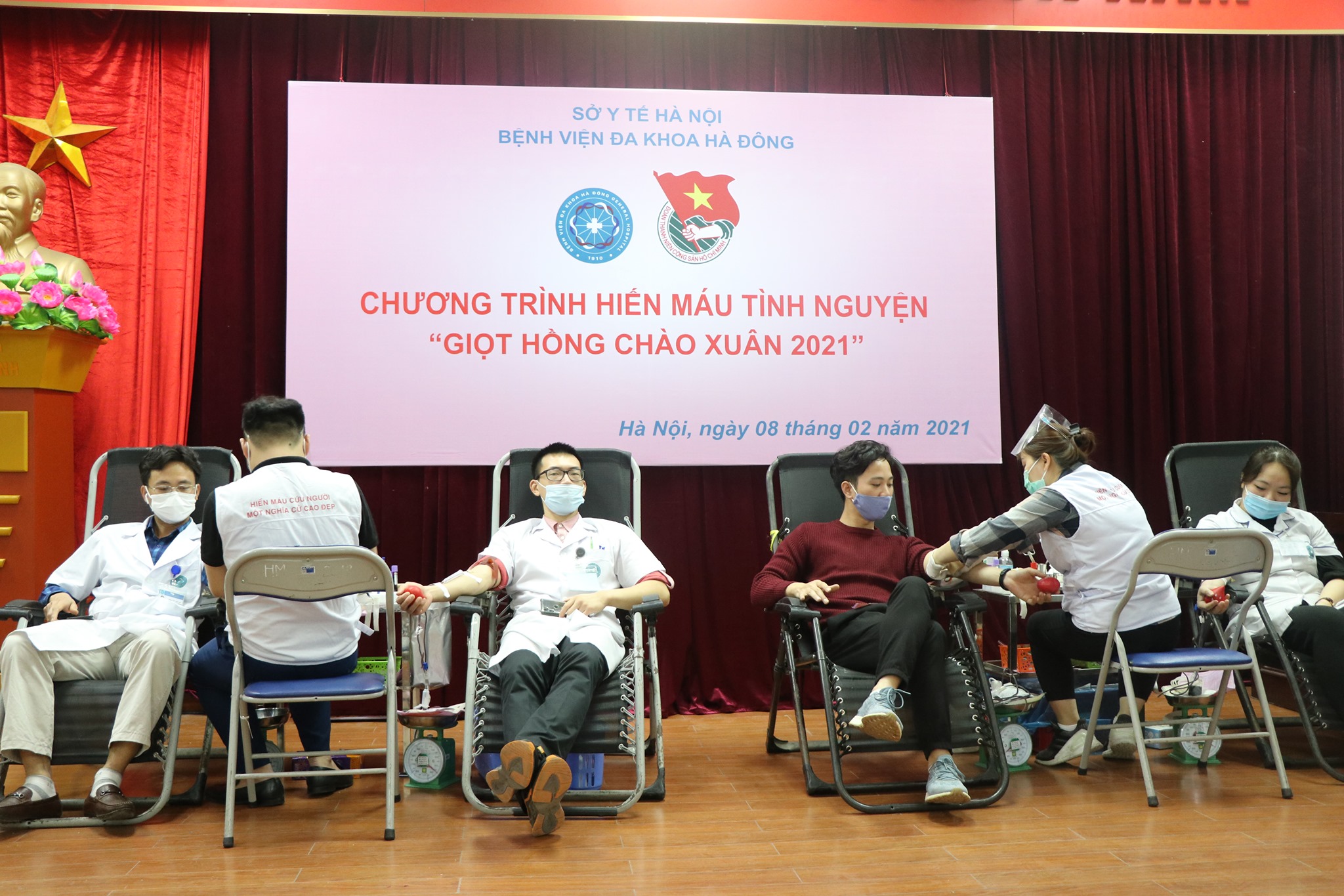  Chương trình hiến máu tình nguyện “ Giọt Hồng chào Xuân 2021” tại Bệnh viện đa khoa Hà Đông 