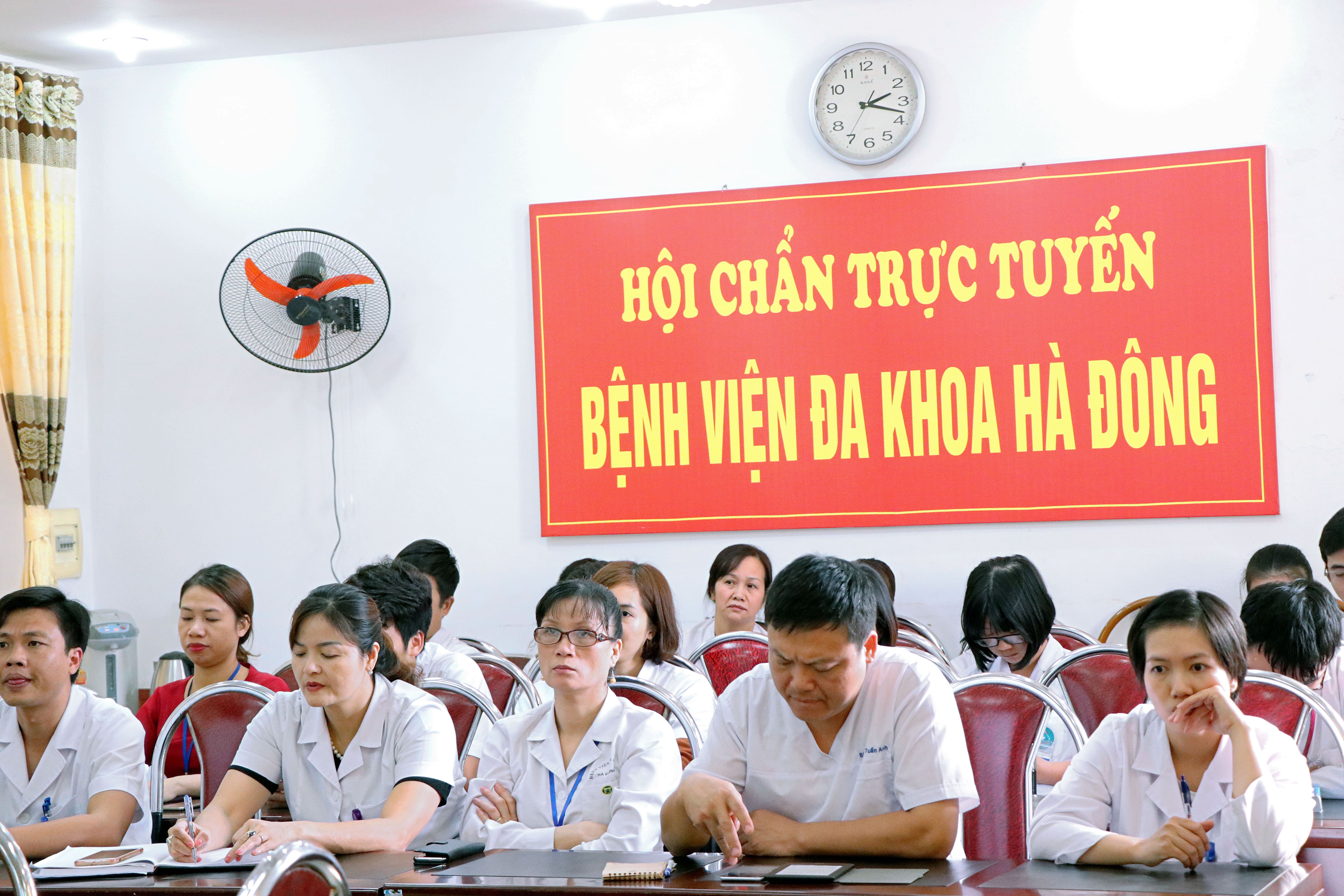  Sinh hoạt khoa học tháng 11 