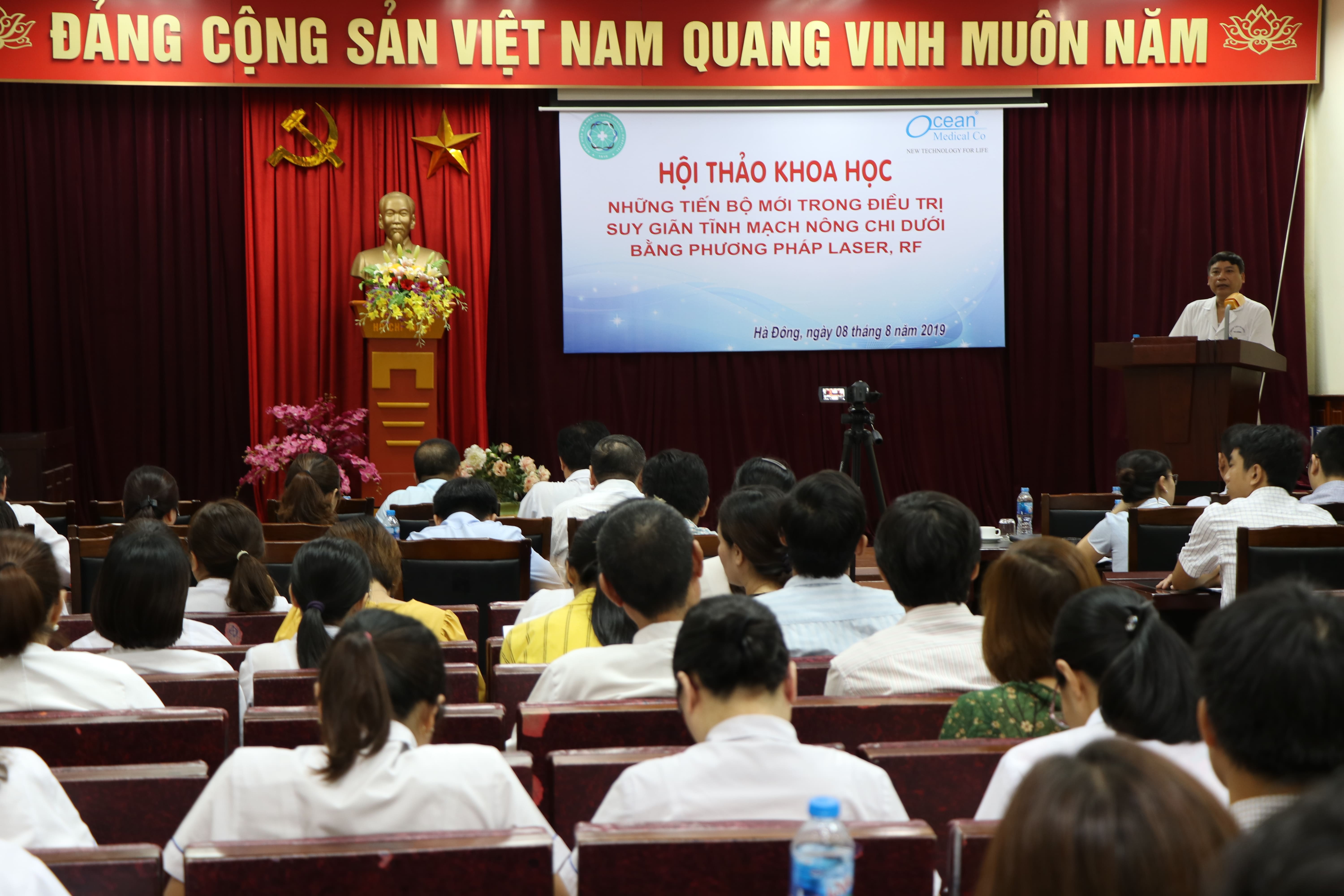  Hội thảo khoa học " Những tiến bộ mới trong điều trị suy giãn tĩnh mạch nông chi dưới bằng phương pháp Laser, Rf" 