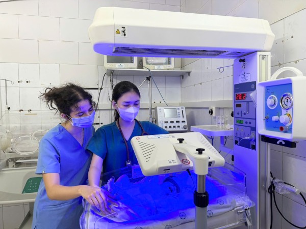 Bệnh viện Đa khoa Hà Đông: Địa chỉ tin cậy của sinh viên quốc tế đến thực tập y khoa