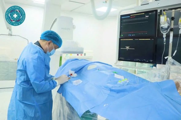 Bệnh viện Đa Khoa Hà Đông can thiệp cấp cứu thành công cho bệnh nhân 99 tuổi bị nhồi máu cơ tim cấp - Khẳng định năng lực can thiệp tim mạch