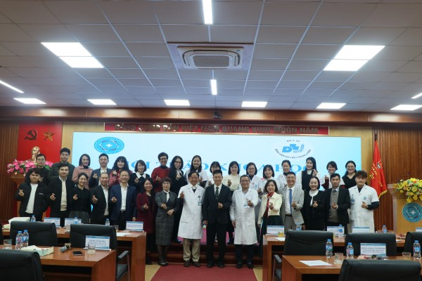 BVĐK Hà Đông tổ chức hội thảo chuyên đề Vảy nến: Tăng cường liên kết tuyến trên – nâng tầm điều trị tại địa phương