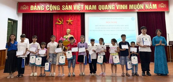 Bệnh viện Đa khoa Hà Đông tổ chức Hội nghị biểu dương: 