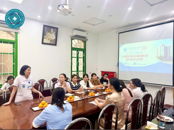 Bệnh Viện Đa Khoa Hà Đông đón tiếp và chia sẻ kinh nghiệm công tác Điều Dưỡng , kiểm soát nhiễm khuẩn với đoàn Bệnh Viện Đa Khoa Quốc Oai