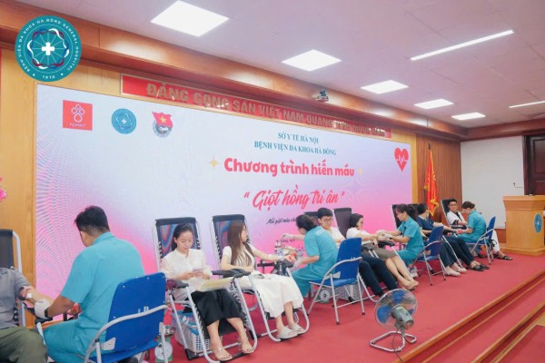 Đoàn thanh niên Bệnh viện Đa khoa Hà Đông tổ chức hiến máu tình nguyện “ Giọt hồng tri ân năm 2026
