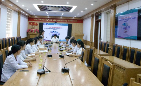 Công tác kiểm tra, đánh giá mức chất lượng phòng xét nghiệm năm 2025 tại Bệnh viện Đa khoa Hà Đông