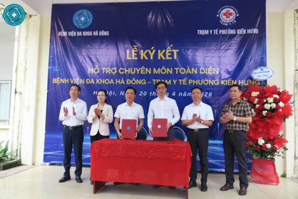 Từ Bệnh viện đến cộng đồng: BVĐK Hà Đông lan tỏa mô hình chăm sóc sức khỏe chuyên sâu hiện đại toàn diện tại Trạm y tế phường Kiến Hưng