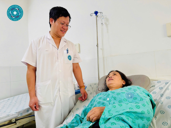 Từ đau vai sau tập luyện đến rách chóp xoay  Cảnh báo từ một ca bệnh được điều trị thành công tại Bệnh viện Đa khoa Hà Đông