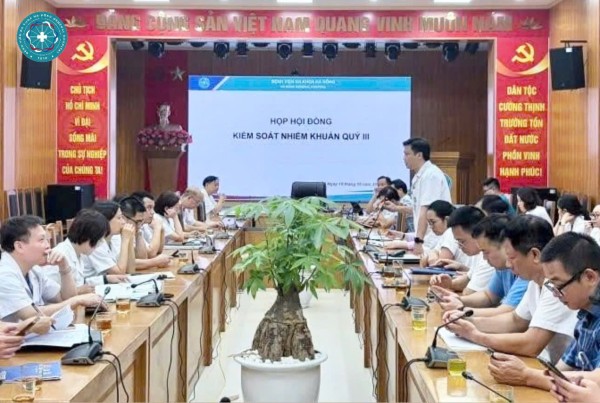 Bệnh viện Đa Khoa Hà Đông họp hội đồng và mạng lưới Quản lý chất lượng – Kiểm soát nhiễm khuẩn Quý III năm 2026