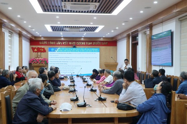 Bệnh viện Đa khoa Hà Đông tổ chức sinh hoạt Câu lạc bộ Hen – COPD dành cho người bệnh