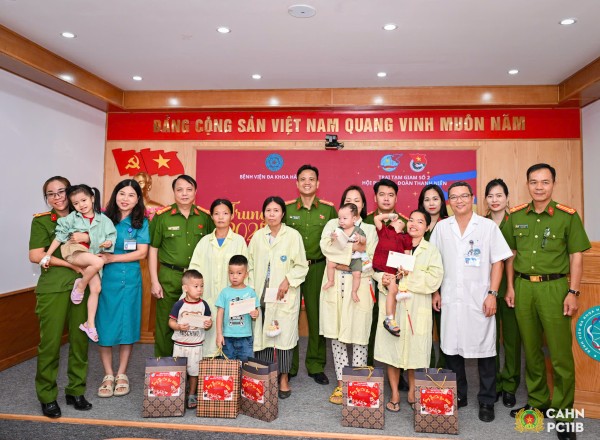 Trung Thu cho Em năm 2025 tại Bệnh viện Đa khoa Hà Đông