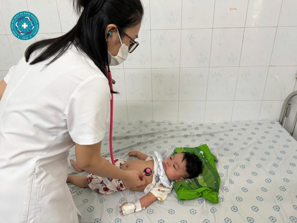 Sởi ở trẻ em: Dấu hiệu nhận biết và biện pháp phòng bệnh cha mẹ cần biết