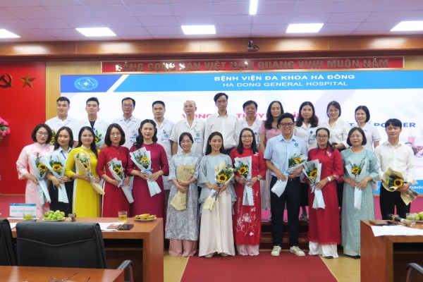 Bệnh viện Đa khoa Hà Đông tổ chức chấm đề án cải tiến chất lượng bằng hình thức poster – vì người bệnh và cộng đồng