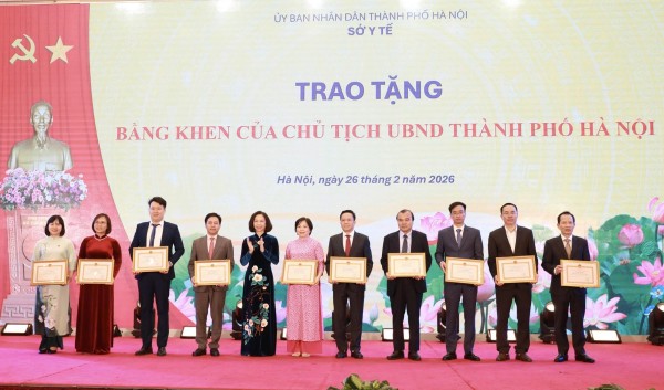 BVĐK Hà Đông tham dự Hội nghị gặp mặt cán bộ y tế Thủ đô nhân ngày Thầy thuốc Việt Nam– Khẳng định bước tiến chuyển đổi số, vững vàng hội nhập