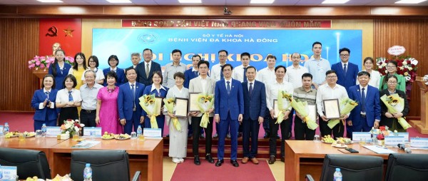 Hội nghị Khoa học - Kế thừa truyền thống - Nâng cao chuyên môn - Hội nhập quốc tế trong hoạt động kỷ niệm 115 năm ngày truyền thống Bệnh viện