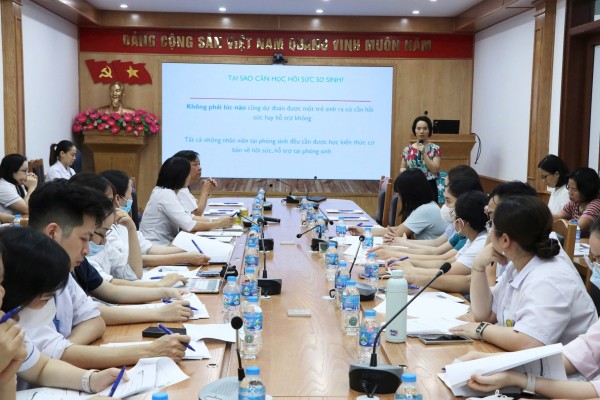 Tập Huấn Chuyên Đề Nhi Khoa - Bệnh Viện Đa Khoa Hà Đông